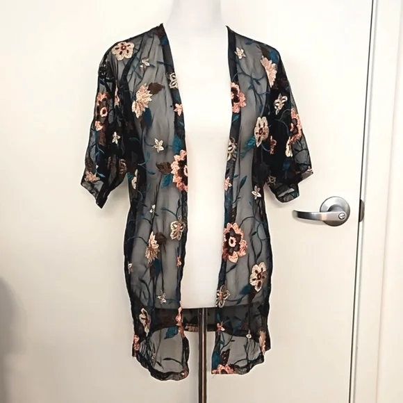 Embroidered floral black mesh wrap kimono open front side slits short sleeve Lg - Picture 3 of 10
